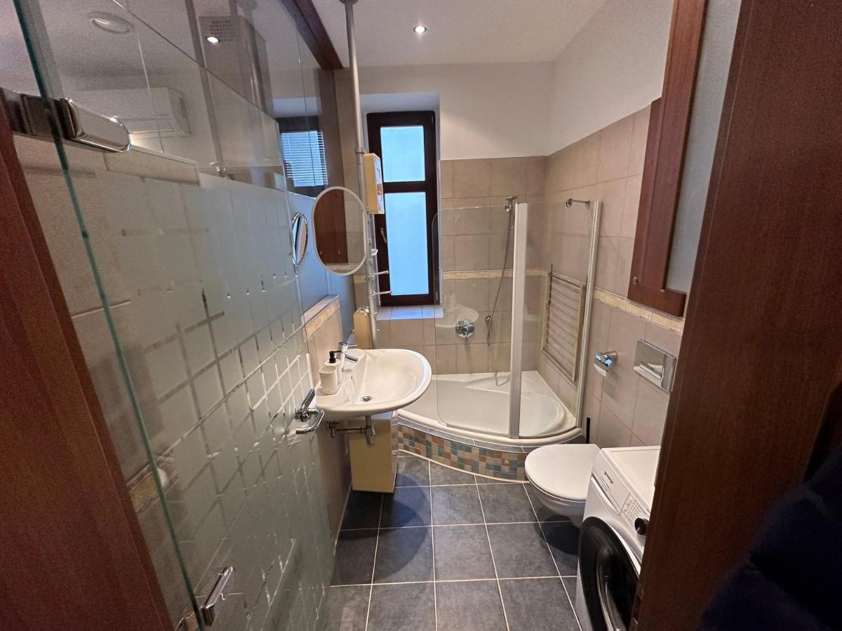 Apartament Skau Laurinska Bratysława Zewnętrze zdjęcie